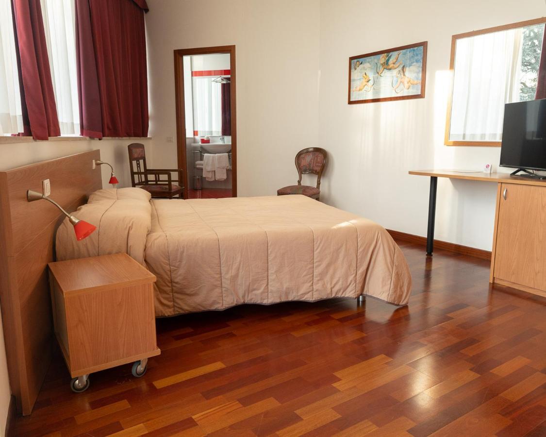 Hotel All'Oasi Paese Exterior photo